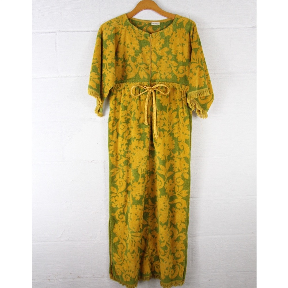 ISO vintage towel dresses ✌🏼💕
